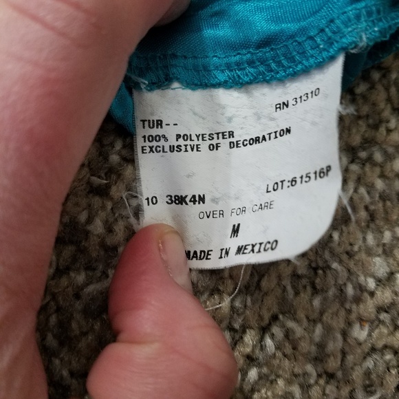 💜Med Ruffled Tank - Picture 4 of 5